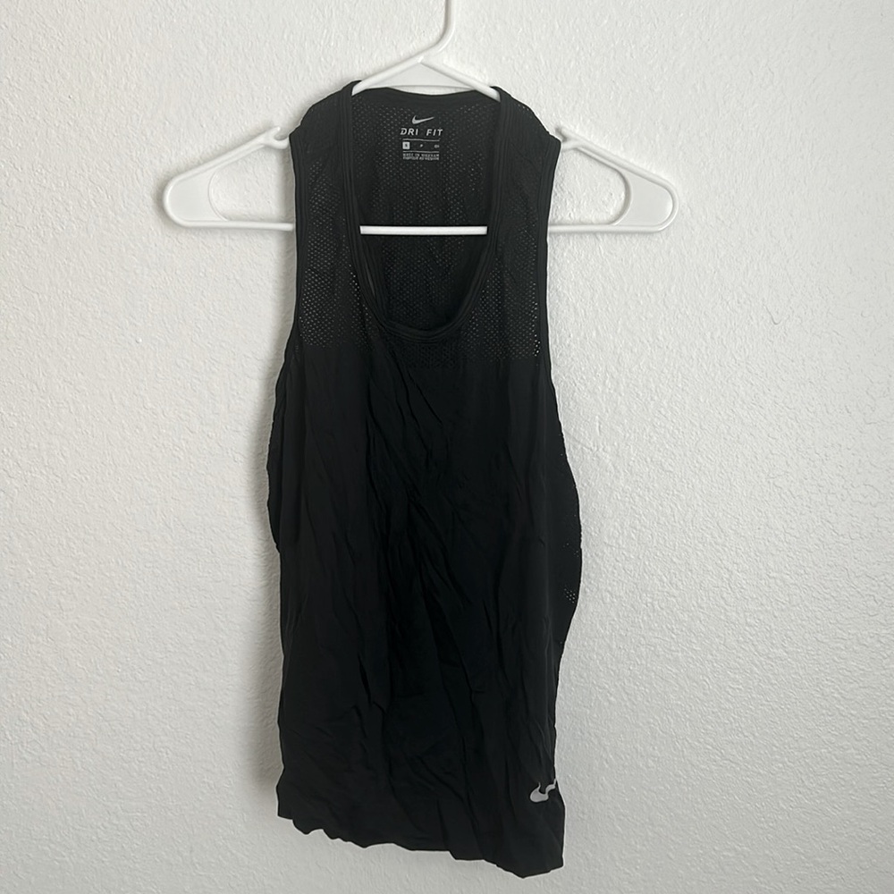 Nike tank